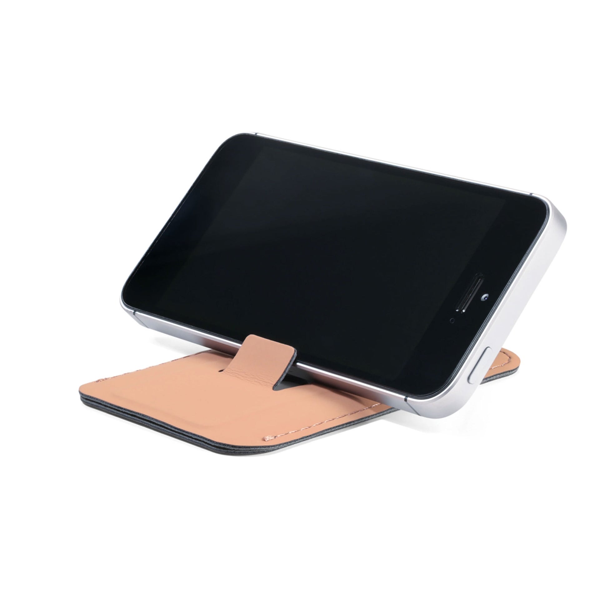 HILDECARD Mocha wallet with card slots for everyday essentials